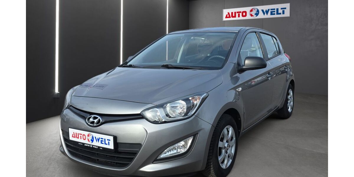 Hyundai i20 49.607 km 6.990 &euro; Sandersdorf Brehna 06796