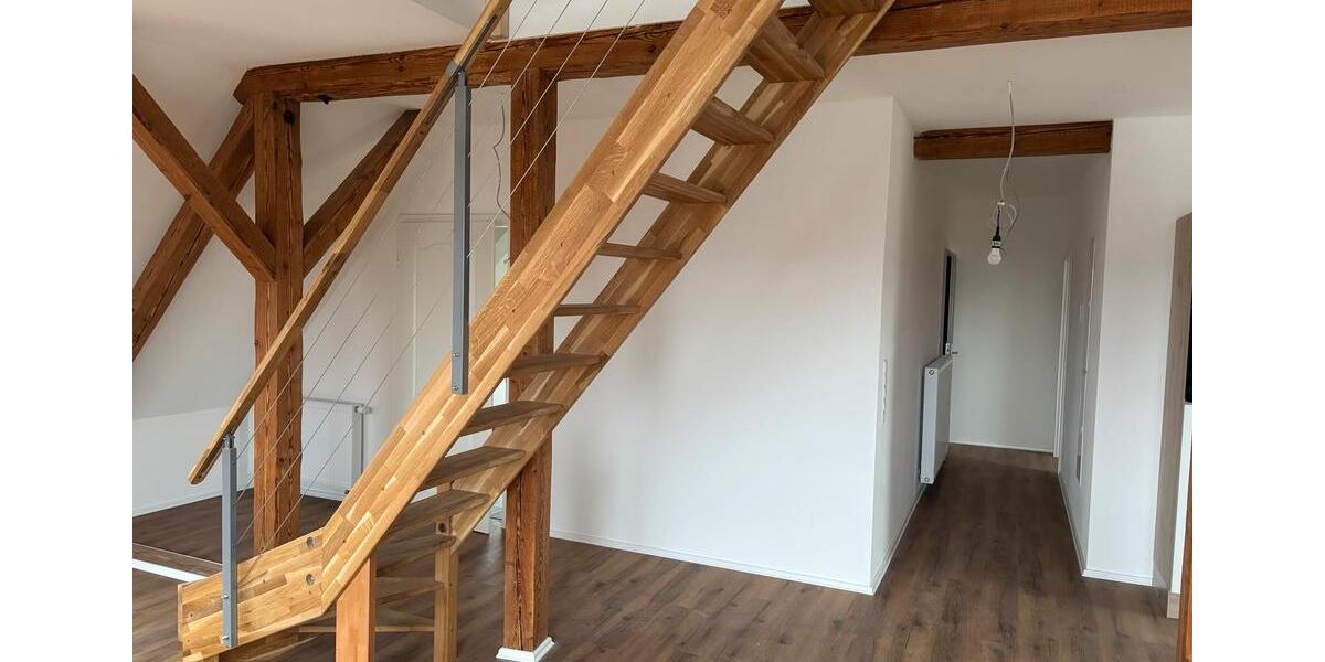 Dachgeschoßwohnung Ehingen (Donau) - 4 Zimmer, 106 m&sup2;, 990&euro; | Angebot:25404756