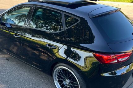 Seat Leon 201.500 km 9.800 € Biberach An Der Riß 88400