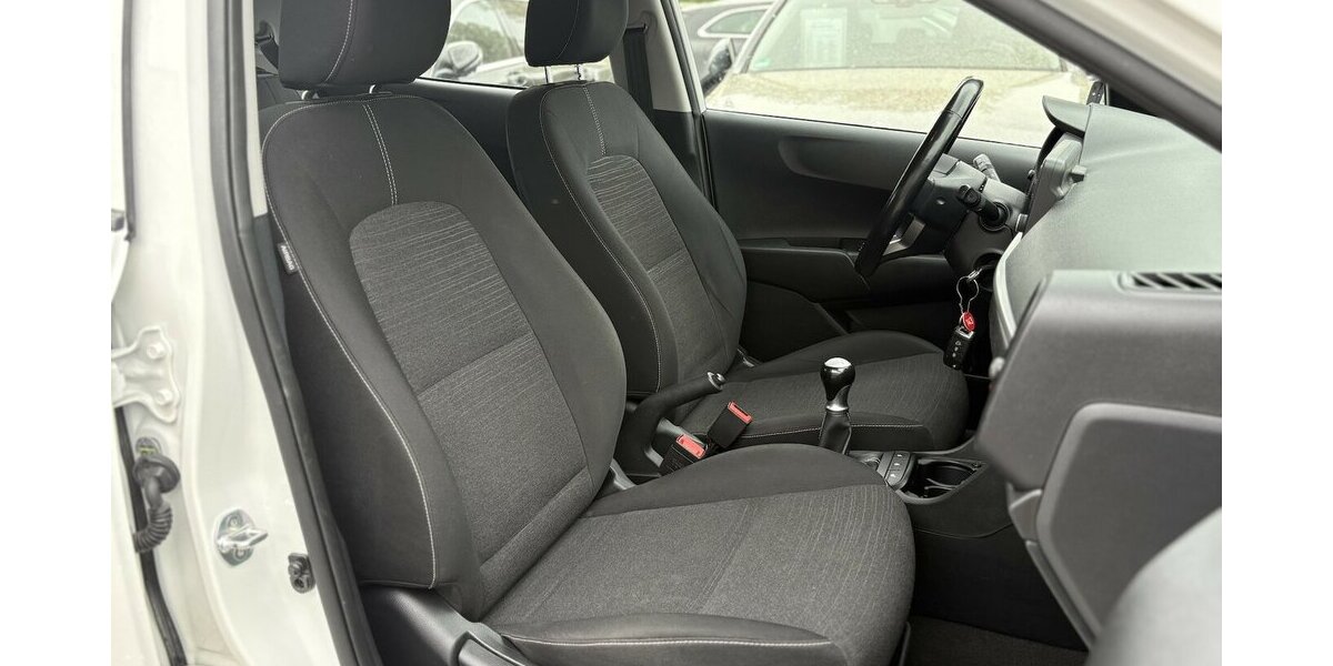 Kia Picanto 1.0 Edition 7 SITZHEIZUNG/KLIMA/LENKHZ 61.500 km 7.900 &euro; Villingen-Schwenningen 78054