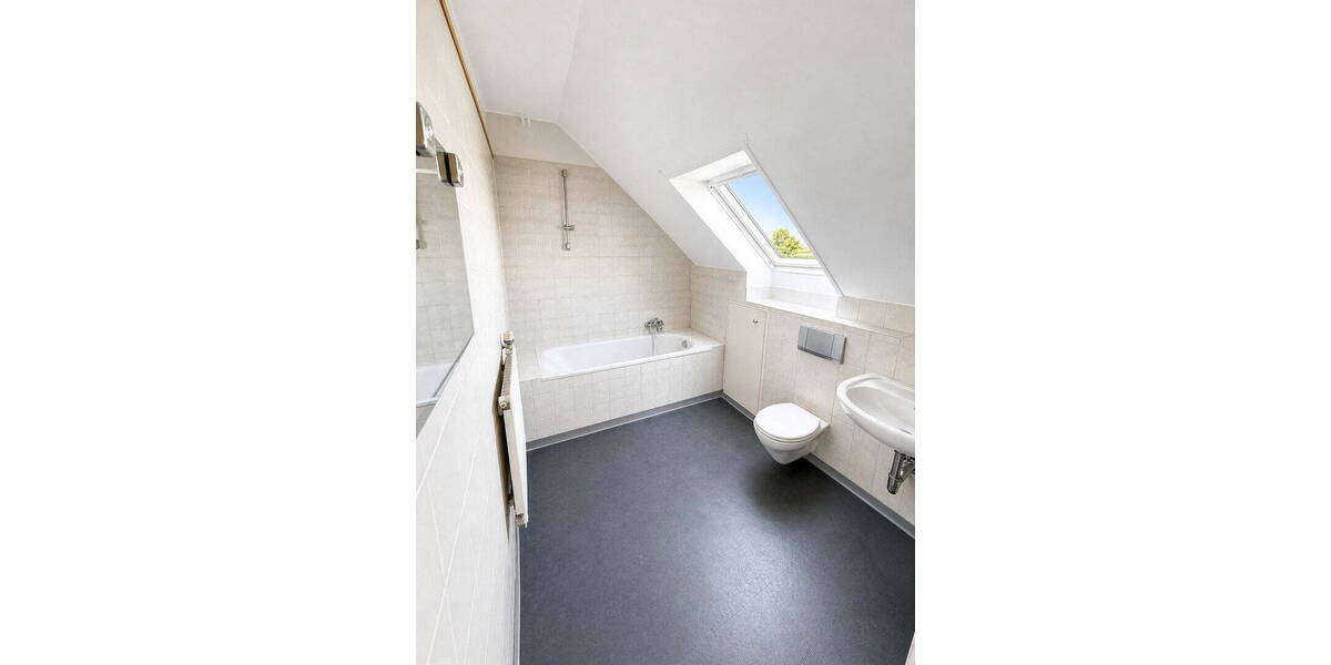 Etagenwohnung Kiel Holtenau - 2 Zimmer, 69 m&sup2;, 825&euro; | Angebot:26412460