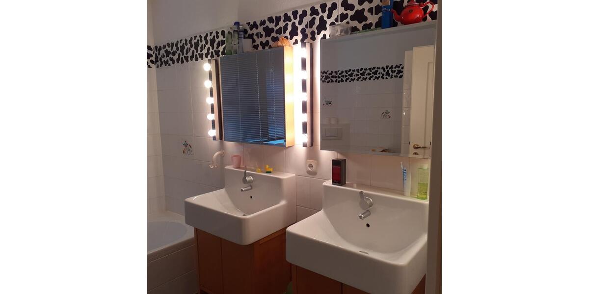 Einfamilienhaus Velpke - 7 Zimmer, 220 m&sup2;, 1.600&euro; | Angebot:25173013