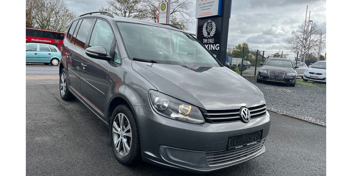 VW Touran 121.000 km 8.500 &euro; Wesseling - Köln 50389