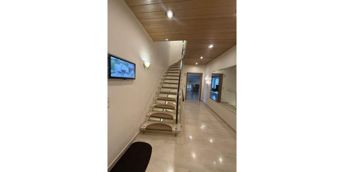 Einfamilienhaus Kaltenkirchen - 9 Zimmer, 415 m&sup2;, 698.400&euro; | Angebot:25782138