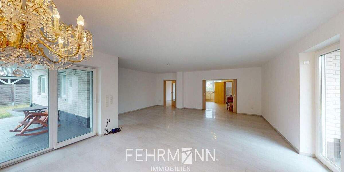 Einfamilienhaus Sögel - 6 Zimmer, 259 m&sup2;, 499.000&euro; | Angebot:25770470