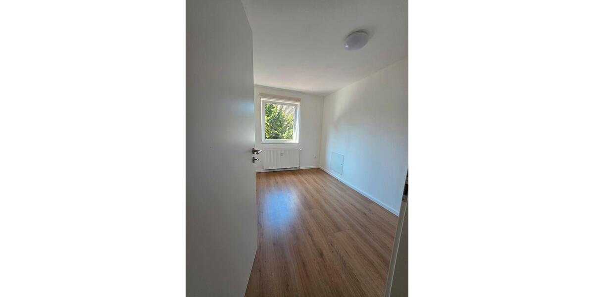 Erdgeschoßwohnung Hohne - 4 Zimmer, 105 m&sup2;, 690&euro; | Angebot:22476643