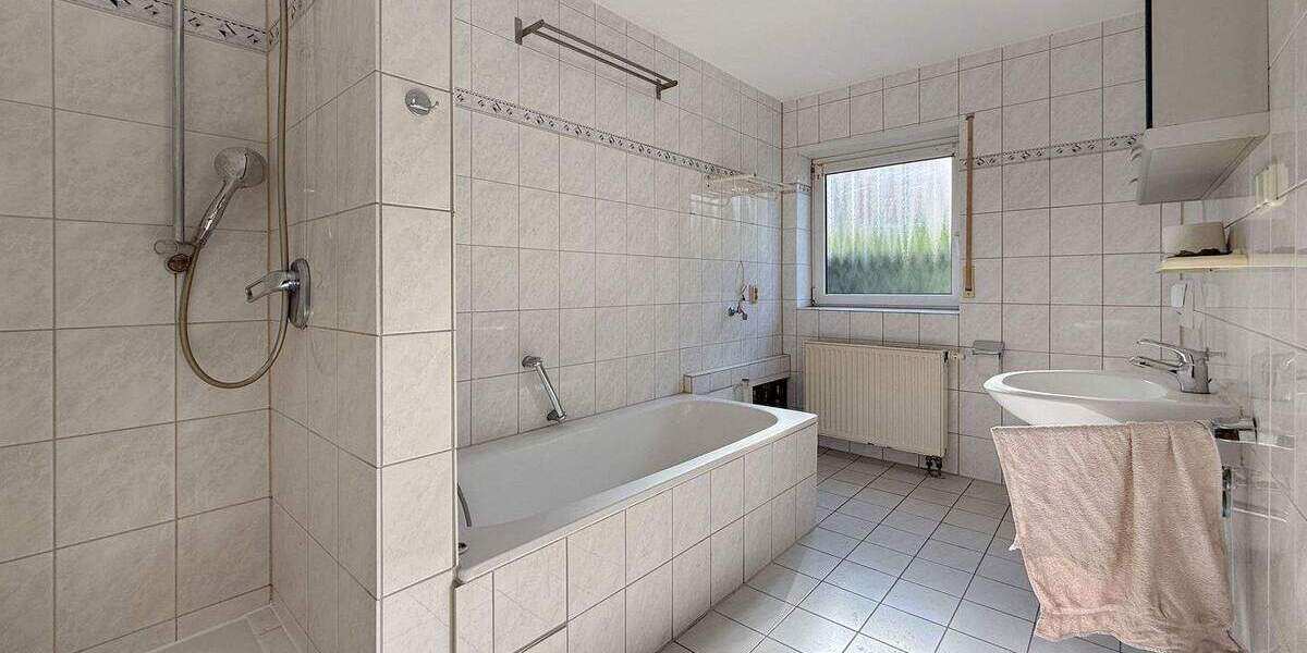 Etagenwohnung Leimen St Ilgen - 2 Zimmer, 64 m&sup2;, 210.000&euro; | Angebot:25357068