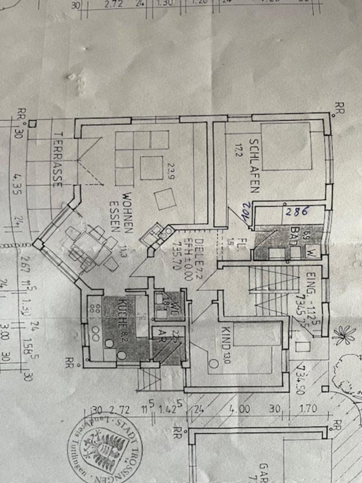 3,5 Zimmer Wohnung mit Wintergarten, Terrasse und Gartenanteil