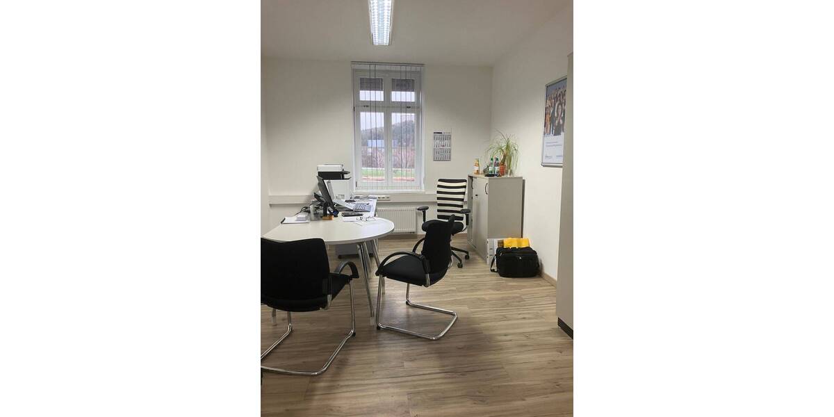 Gewerbeobjekt Bad Neustadt an der Saale Bad Neustadt - 3 Zimmer, 65 m&sup2;, 650&euro; | Angebot:26671830