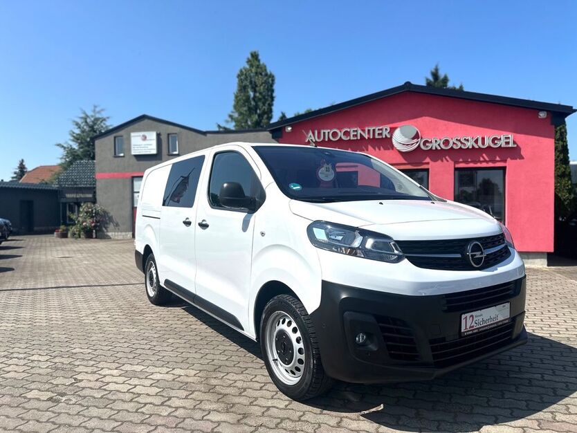 Opel Vivaro 29.973 km 26.999 € Kabelsketal/OT Großkugel 06184