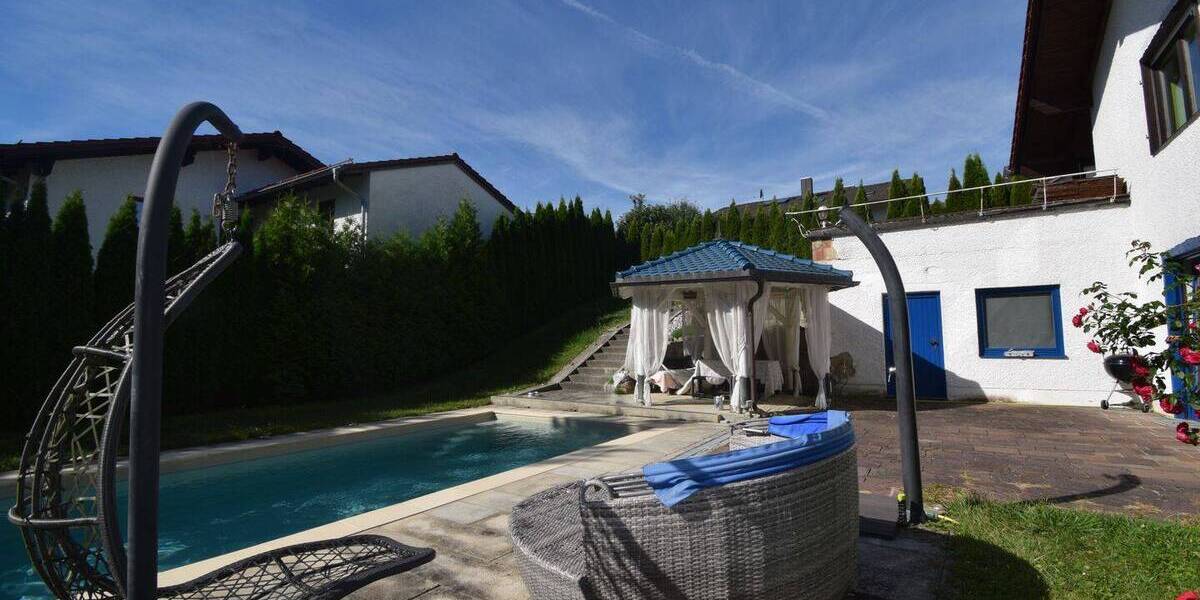 Mehrfamilienhaus, Wohnhaus Ruderting - 6 Zimmer, 210 m&sup2;, 449.000&euro; | Angebot:25697883