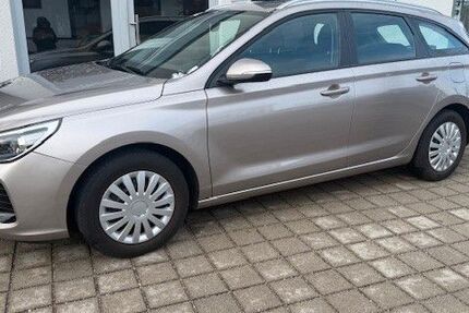 Hyundai i30 89.900 km 10.990 &euro; Straßlach bei München 82064