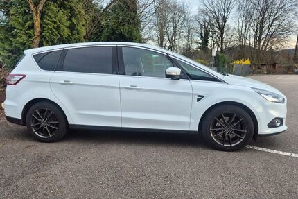 Ford S-Max 75.000 km 13.499 &euro; Bad Säckinge 79713