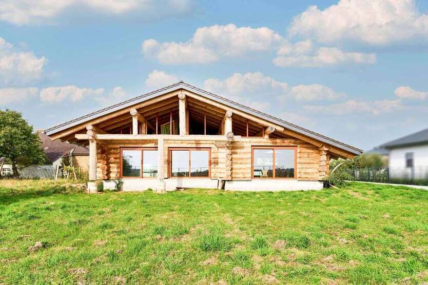 Haus zum Kaufen in Laußig 380.000 € 269.08 m²