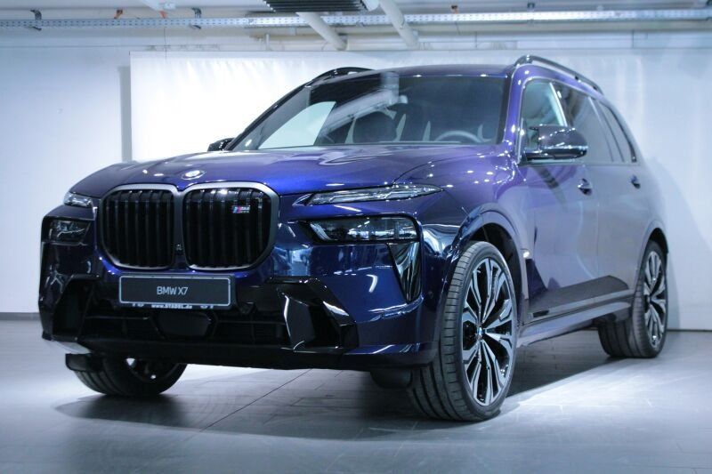 BMW X7 M60 18.000 km 118.600 &euro; Öhringen 74613