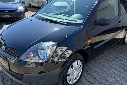 Ford Fiesta 76.400 km 3.200 &euro; Gaggenau 76571
