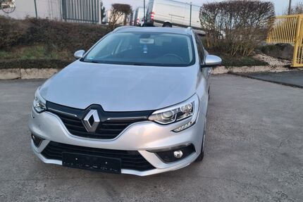 Renault Megane 101.000 km 8.211 &euro; Mayen 56727