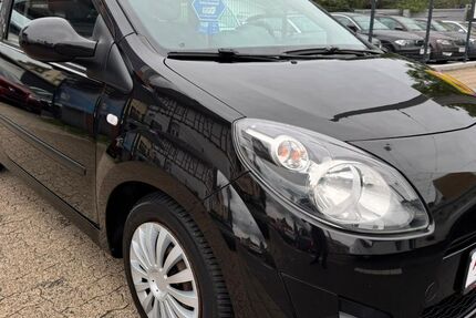 Renault Twingo 129.703 km 3.299 &euro; Kassel 34123
