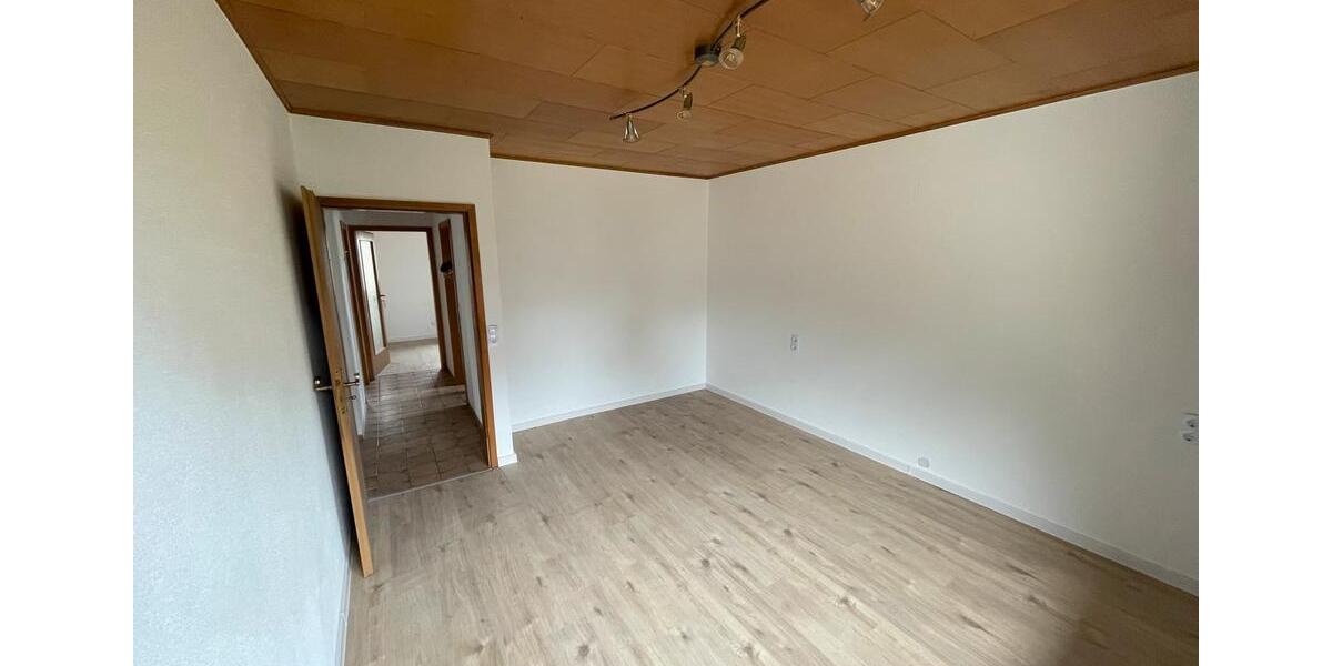 Mehrfamilienhaus, Wohnhaus Ebenweiler - 6.5 Zimmer, 157 m&sup2;, 1.960&euro; | Angebot:26125622