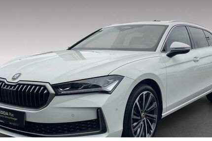 Skoda Superb 17.600 km 44.480 &euro; Bonn 53227