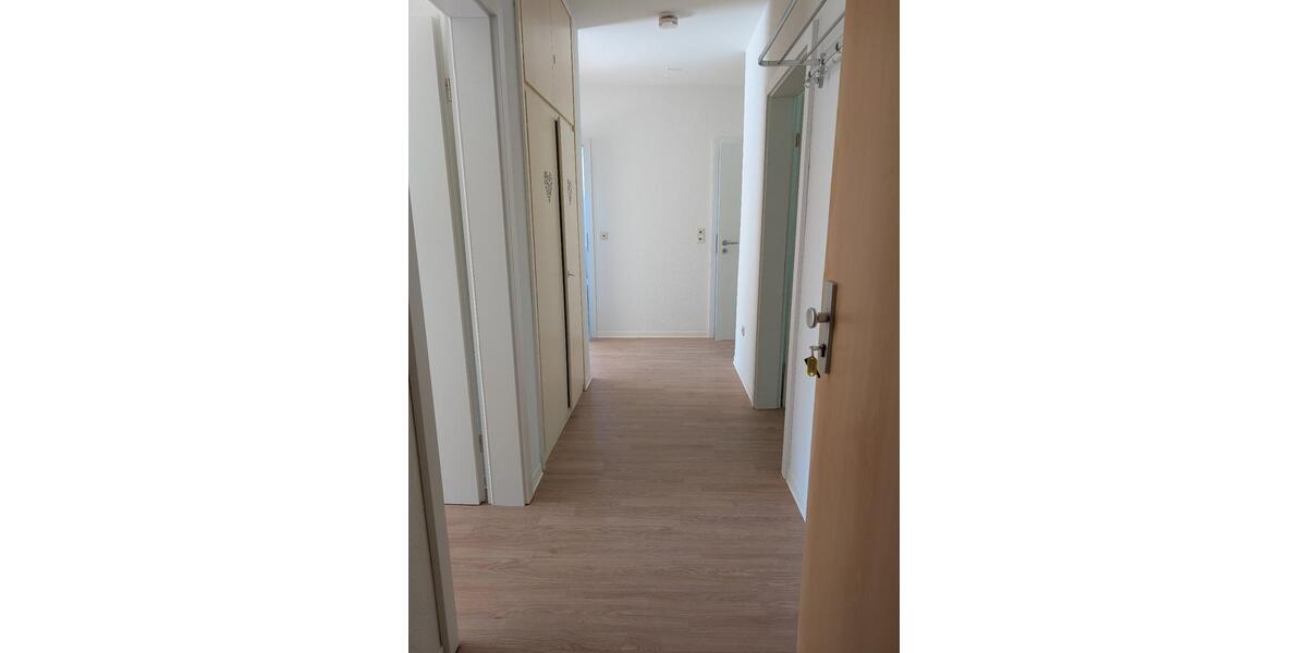 Etagenwohnung Kusel - 3 Zimmer, 71 m&sup2;, 570&euro; | Angebot:26350793