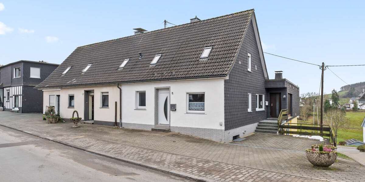 Etagenwohnung Lennestadt - 4 Zimmer, 90 m&sup2;, 129.500&euro; | Angebot:24384016