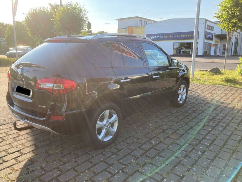 Koleos