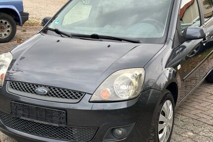 Ford Fiesta 111.000 km 2.700 € Ingolstadt 85051