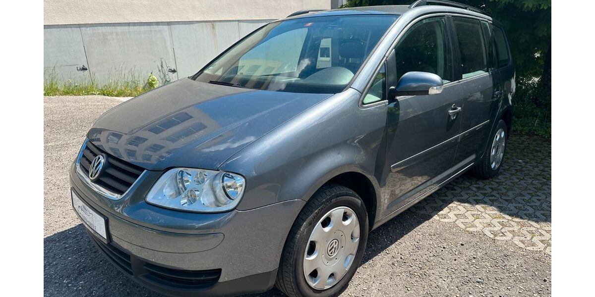 VW Touran 225.000 km 1.490 &euro; Deizisau 73779