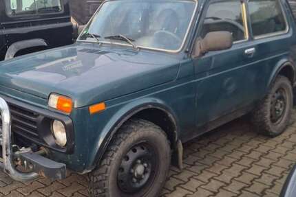 Lada Niva 53.000 km 8.900 &euro; Mainz-Kostheim 55246