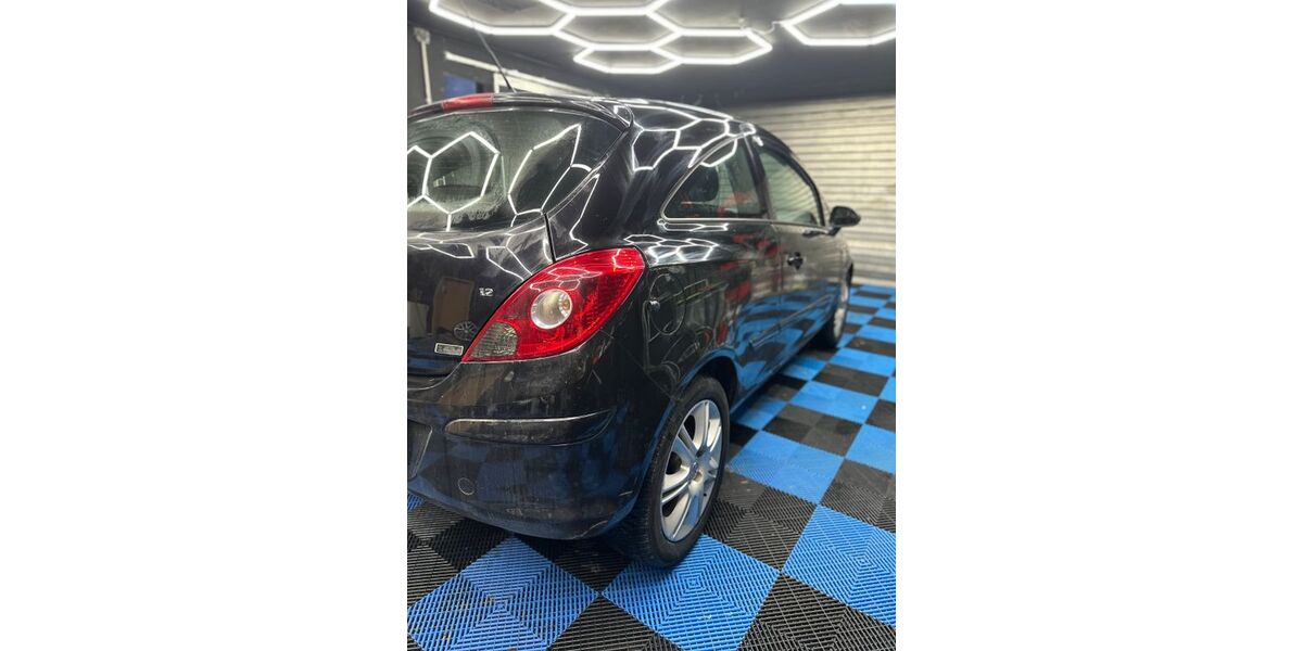 Opel Corsa 157.700 km 1.500 &euro; Tuttlingen 78532