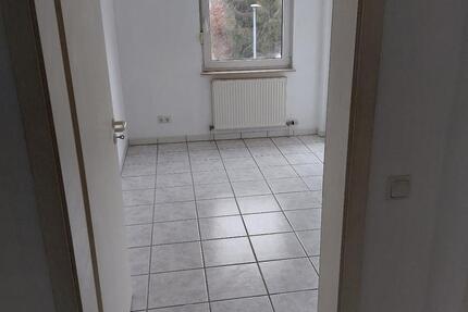 3 ZKB - 2.OG in sehr gepflegtem Mehrfamilienhaus HOMBURG-ERBACH 3 zimmer