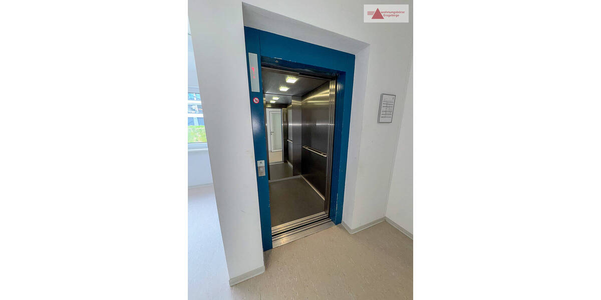 Etagenwohnung Aue-Bad Schlema Bad Schlema - 2 Zimmer, 59 m&sup2;, 590&euro; | Angebot:22920937