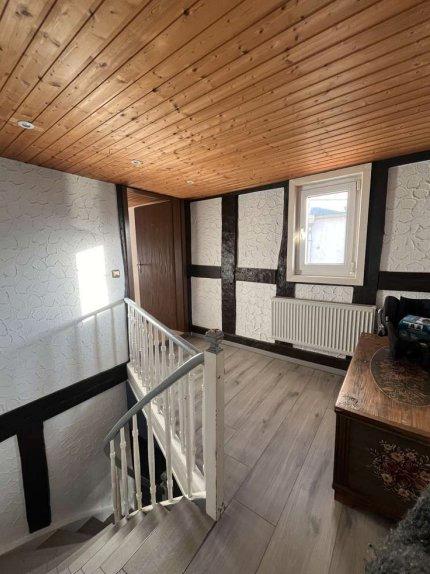 Einfamilienhaus Ortenberg - 11 Zimmer, 366 m&sup2;, 499.000&euro; | Angebot:27027762