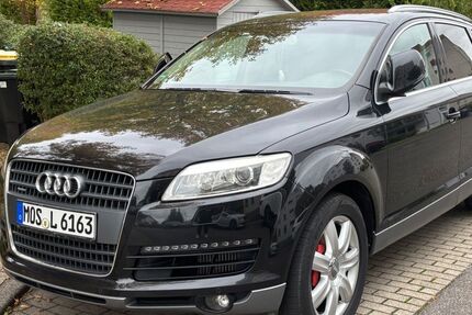 Audi Q7 233.000 km 9.000 &euro; Buchen 74722