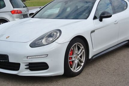 Porsche Panamera 156.000 km 25.900 &euro; Biessenhofen 87640