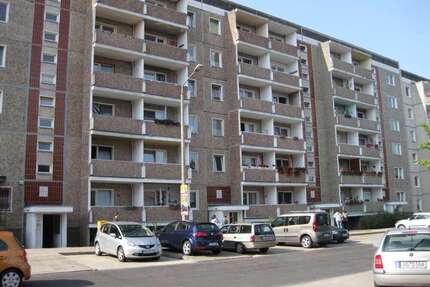 Wohnung zum Mieten in Anklam 339,44 € 75.43 m²