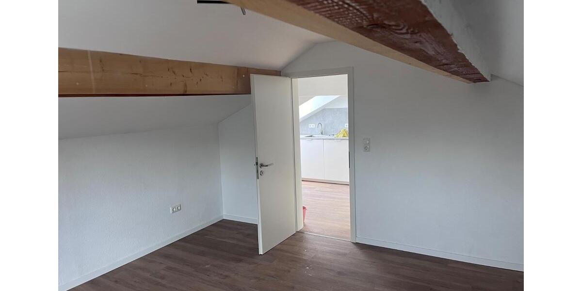 Dachgeschoßwohnung Paderborn Univiertel - 2 Zimmer, 45 m&sup2;, 655&euro; | Angebot:26411510