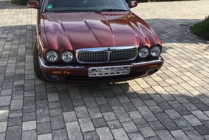 Jaguar XJ 110.600 km 18.500 &euro; Sankt Wolfgang 84427
