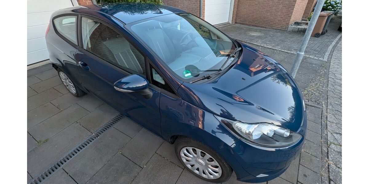 Ford Fiesta 86.500 km 2.900 &euro; Meckenheim 53340