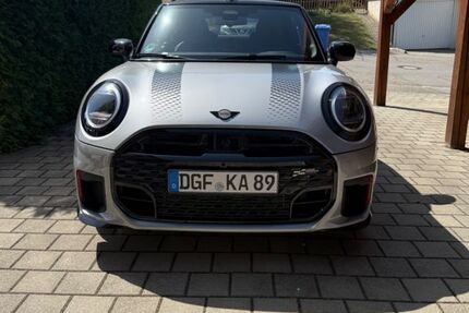 Mini John Cooper Works Cabrio 8.300 km 39.500 &euro; Mengkofen 84152