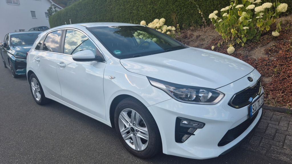 Kia ceed / Ceed 99.185 km 11.900 &euro; Kreuztal 57223