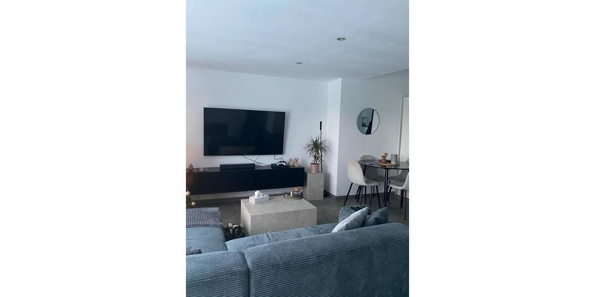 Dachgeschoßwohnung, ab 01.03.2026 2 zimmer