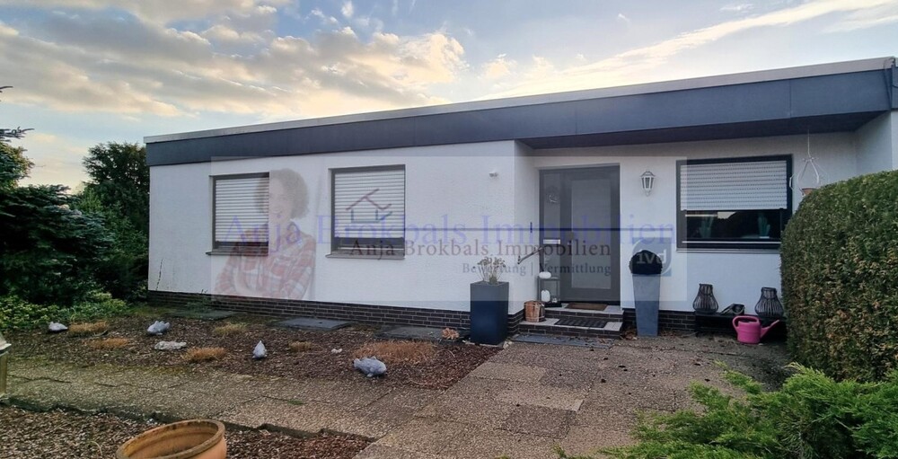 Bungalow mit großem Garten und Garage - provisionsfrei für Käufer - Reihenendhaus Gütersloh | Angebot:26184744