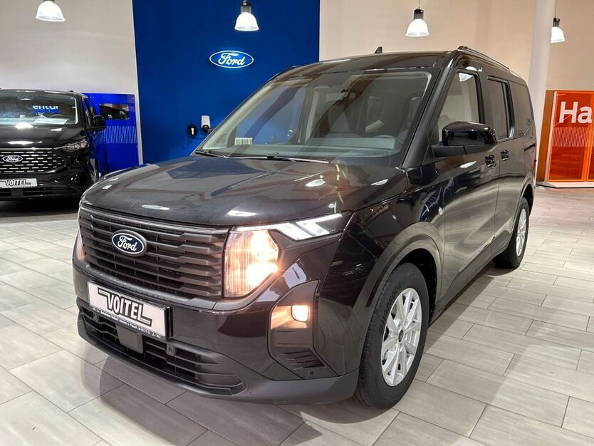Ford Tourneo Courier 2.000 km 26.490 € Plauen 08525