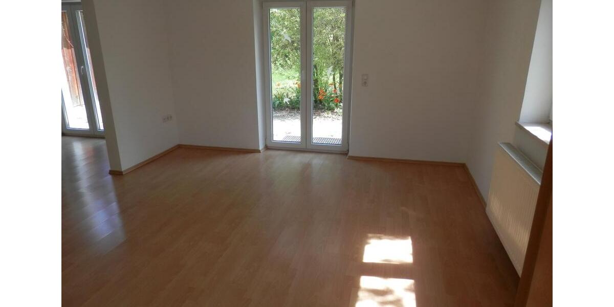 Einfamilienhaus Neuötting - 5 Zimmer, 105 m&sup2;, 1.200&euro; | Angebot:26408413