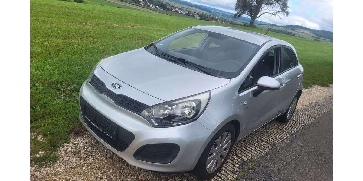 Kia Rio 95.000 km 6.999 &euro; Hilzingen 78247