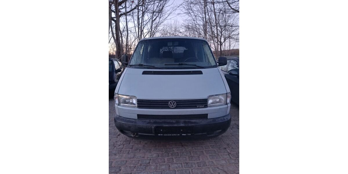 VW T4 andere 270.000 km 4.800 &euro; Bosau 23715