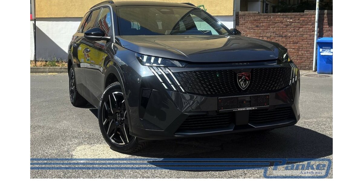 Peugeot 5008 Hybrid 136 GT 7 Sitzer Panorama 22.659 km 31.990 &euro; Berlin 13187