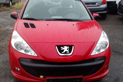 Peugeot 206 82.000 km 1.450 &euro; Erlensee 63526
